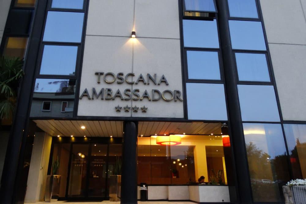 Toscana Ambassador Poggibonsi Bagian luar foto